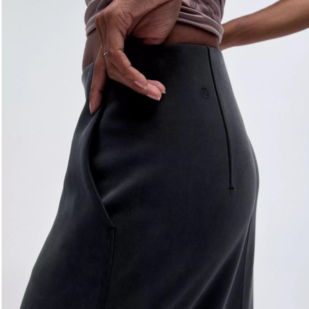 Lululemon - Picture 5 of 6